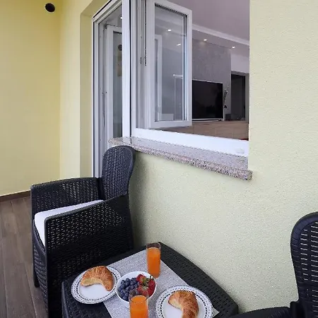 Rodela Διαμέρισμα *