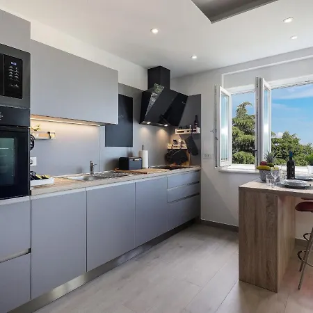 Rodela Apartman Opatija