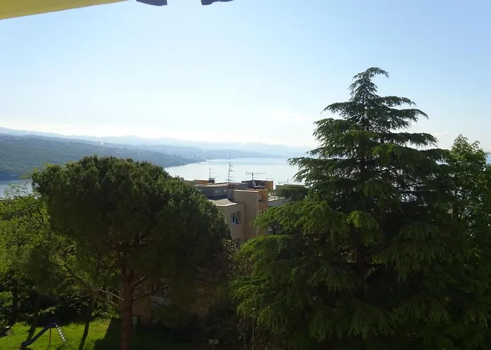 شقة Rodela أوباتيا