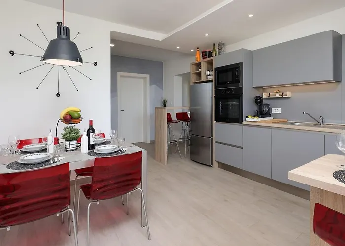 Rodela * Οπατία